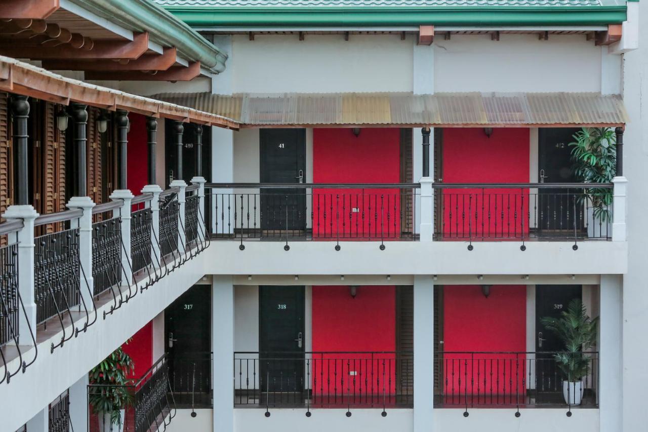 Rosvenil Hotel Tacloban Exterior photo